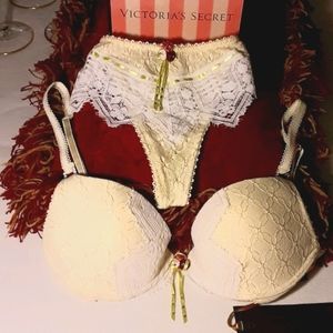 V&S Pure Elegance Lace Designer Collection